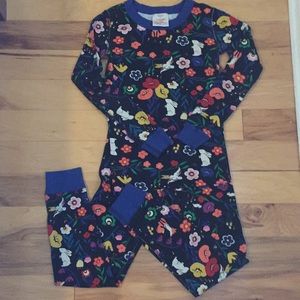 Hanna Andersson pajama set woodland print sz 120